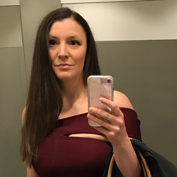 Meet your Posher, Anita - Picture 2 of 2